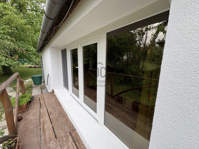 Eladó családi ház, Hévízen 62.5 M Ft, 4 szobás