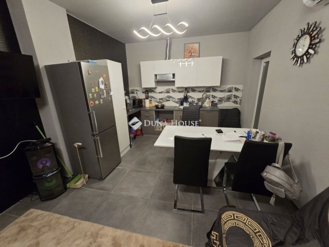 Eladó családi ház, Szegeden 29 M Ft, 2 szobás