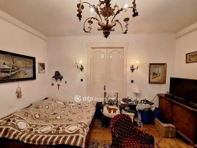 Eladó téglalakás, Budapesten, I. kerületben 135 M Ft, 2+1 szobás