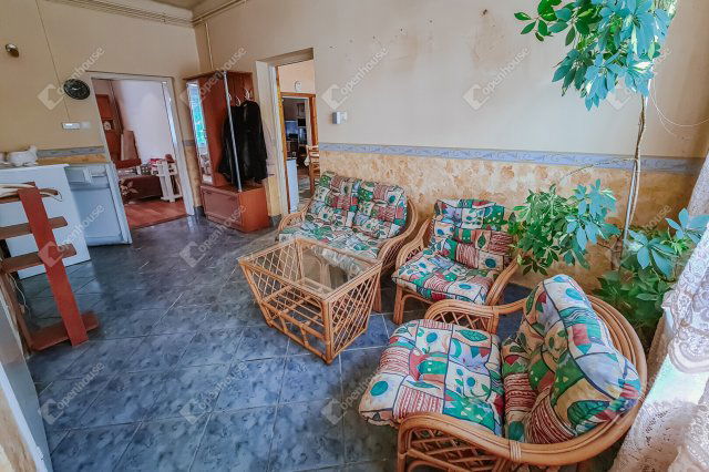 Eladó családi ház, Mosonmagyaróváron 84.99 M Ft, 2 szobás