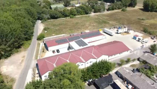 Eladó ipari ingatlan, Üllőn 2000 M Ft, 4 szobás