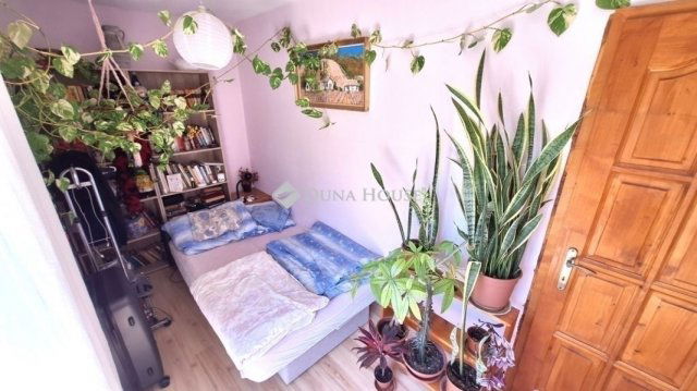 Eladó családi ház, Ráckevén 72.5 M Ft, 5 szobás