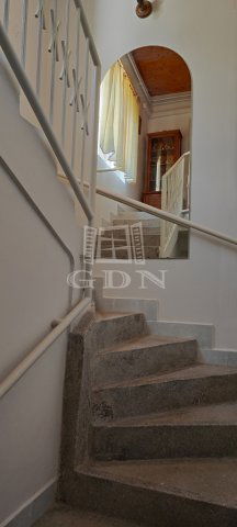 Eladó családi ház, Pécsett 115 M Ft, 5 szobás