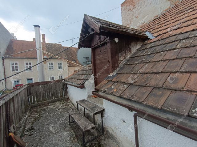 Eladó sorház, Sopronban 37 M Ft, 2 szobás / költözzbe.hu