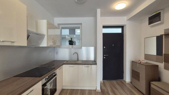 Eladó téglalakás, Debrecenben 82.662 M Ft, 3 szobás