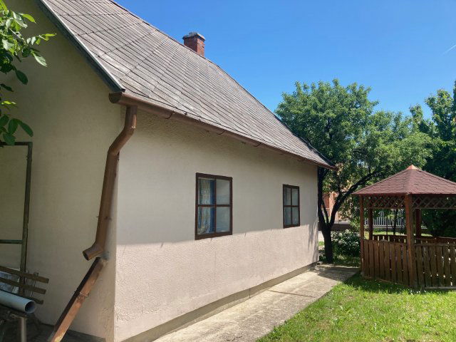 Eladó családi ház, Balatonfüreden 159 M Ft, 3 szobás