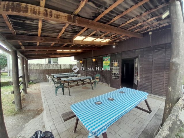 Eladó üzlethelyiség, Sárisápon 30 M Ft / költözzbe.hu