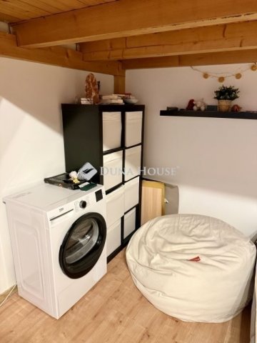 Eladó téglalakás, Budapesten, XII. kerületben 53.9 M Ft