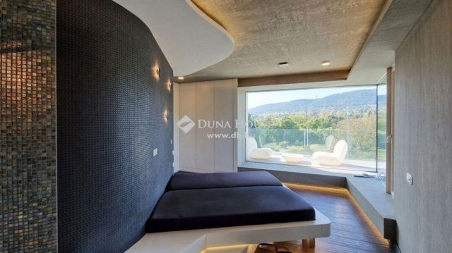 Eladó családi ház, Budapesten, III. kerületben 520 M Ft