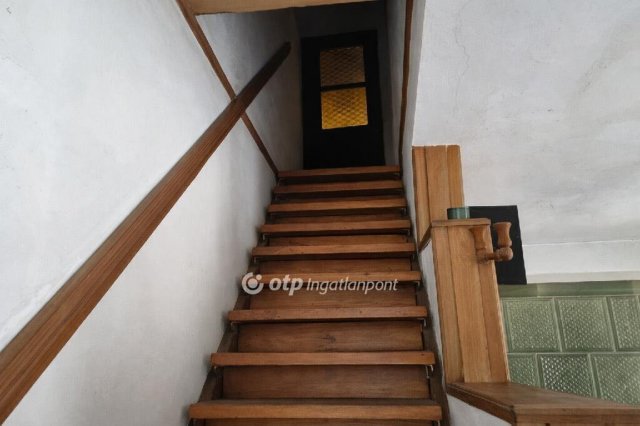 Eladó családi ház, Kunszentmiklóson 39.9 M Ft, 3 szobás