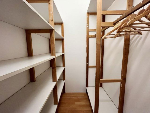 Kiadó téglalakás, albérlet, Pécsett 250 E Ft / hó, 3 szobás
