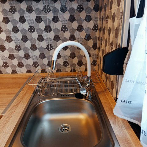 Kiadó téglalakás, albérlet, Szolnokon 150 E Ft / hó, 1 szobás