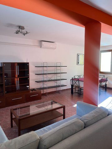 Kiadó téglalakás, albérlet, Pécsett, Nagy Jenő utcában