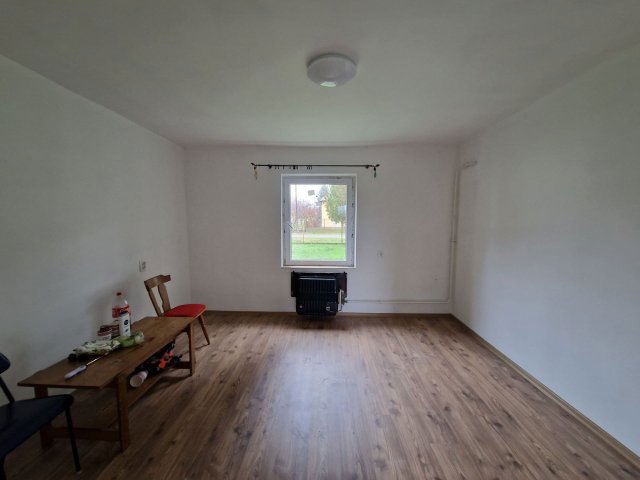 Eladó családi ház, Újszászon 18 M Ft / költözzbe.hu