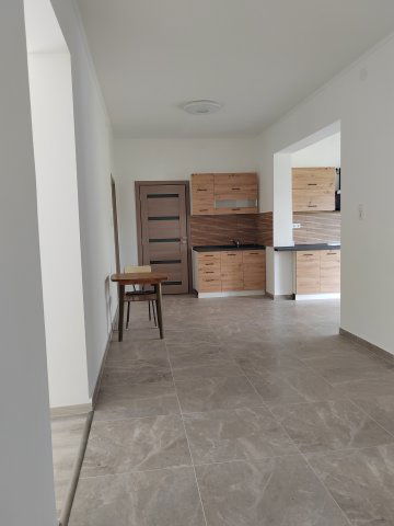 Eladó családi ház, Budapesten, XVIII. kerületben 0.4 M Ft