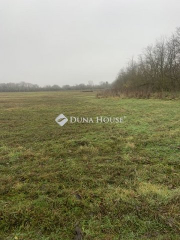 Eladó mezogazdasagi ingatlan, Balatonőszödön 870 M Ft