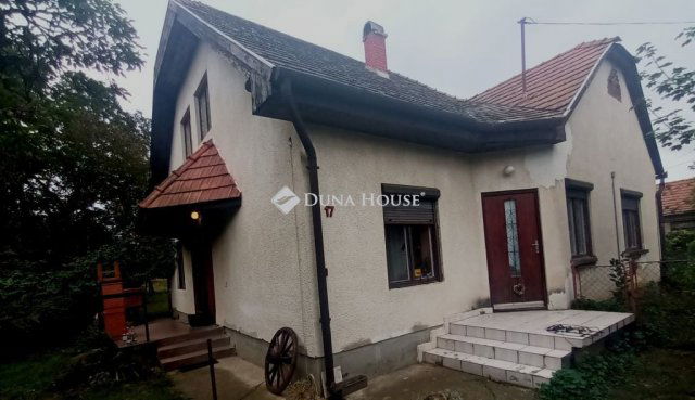 Eladó családi ház, Velencén, Gyümölcs utcában 65.5 M Ft