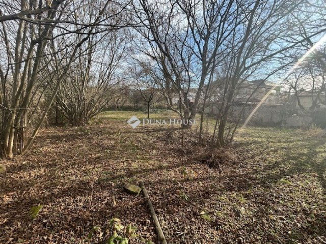 Eladó telek, Budapesten, XVI. kerületben 118.5 M Ft