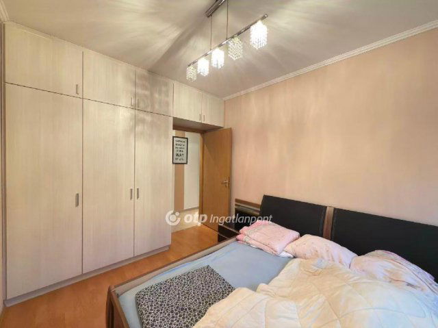 Eladó téglalakás, Budapesten, X. kerületben 99 M Ft, 3 szobás