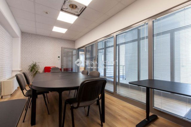 Eladó iroda, Budaörsön 618.86 M Ft / költözzbe.hu