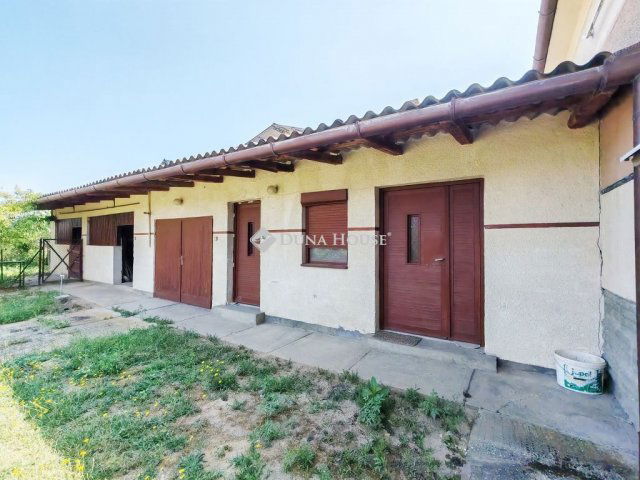 Eladó családi ház, Berzencén 20.5 M Ft, 2 szobás