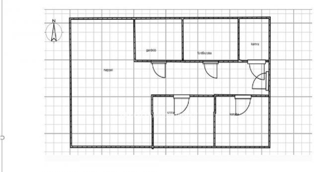 Eladó panellakás, Nyíregyházán 37.4 M Ft, 1+1 szobás