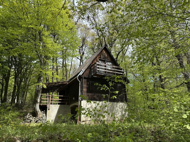 Eladó családi ház, Pilisszentkereszten 68.9 M Ft, 2 szobás
