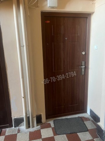 Eladó téglalakás, Oroszlányban 31.9 M Ft, 3 szobás