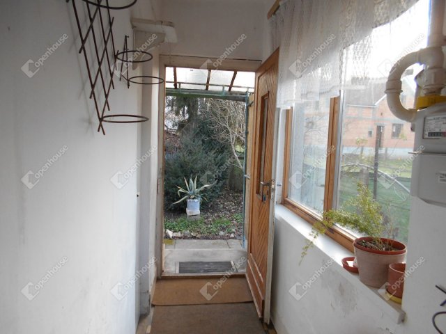 Eladó családi ház, Zalaegerszegen 21 M Ft, 2 szobás