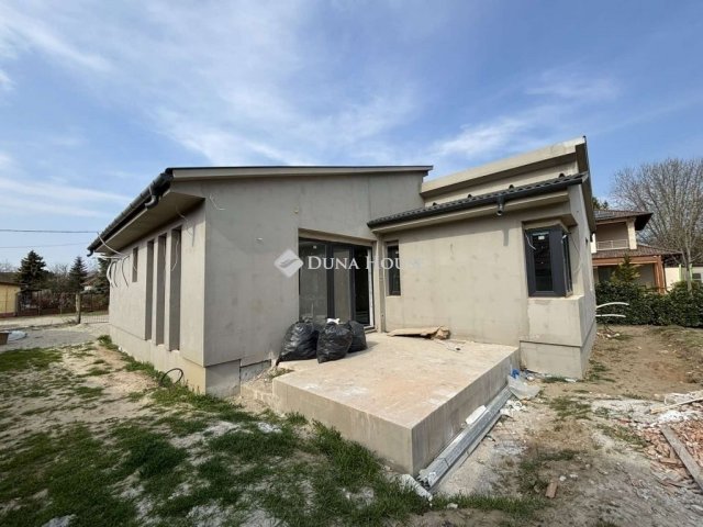 Eladó családi ház, Kecskeméten 149.9 M Ft, 4 szobás