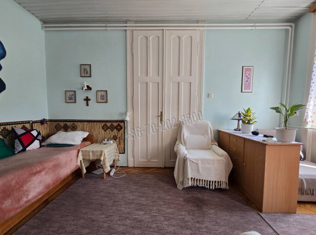 Eladó családi ház, Budapesten, XV. kerületben 68 M Ft, 2 szobás