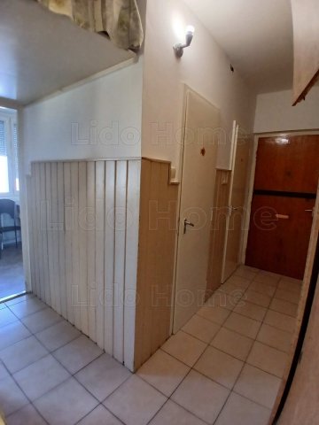 Eladó panellakás, Győrött 43.9 M Ft, 2 szobás