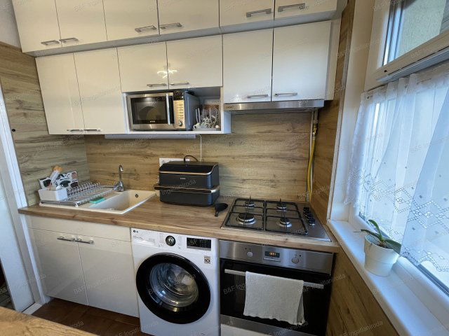 Eladó téglalakás, Hajdúszoboszlón 69 M Ft, 2+2 szobás