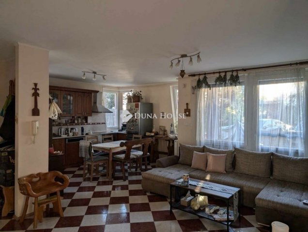 Eladó téglalakás, Budapesten, XVIII. kerületben 69.9 M Ft