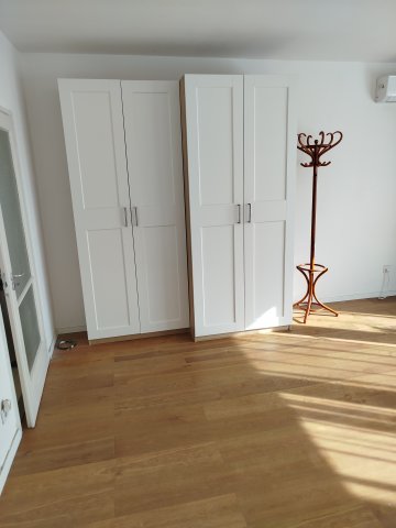 Kiadó téglalakás, albérlet, I. kerületben, Csalogány utcában