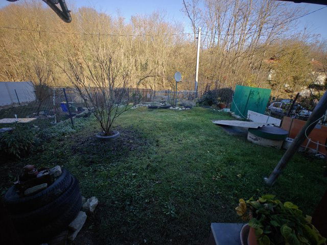 Eladó családi ház, Pécelen 28.9 M Ft, 3 szobás