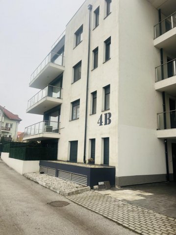 Kiadó téglalakás, albérlet, Tatabányán 230 E Ft / hó