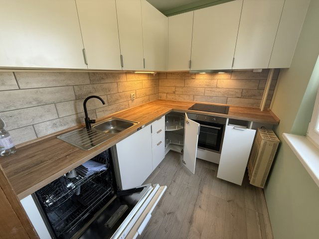 Eladó téglalakás, Bicskén, Akácfa utcában 59 M Ft, 4 szobás