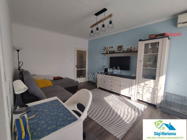 Eladó panellakás, Szegeden, Csongrádi sugárúton 54.99 M Ft