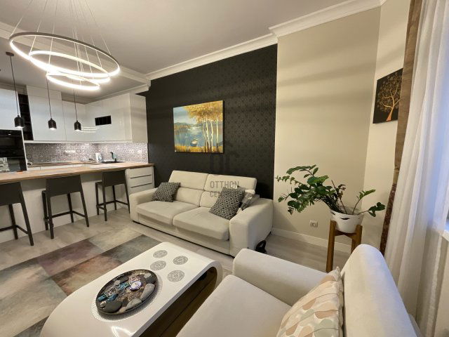 Eladó téglalakás, Budapesten, XI. kerületben, Sztregova utcában