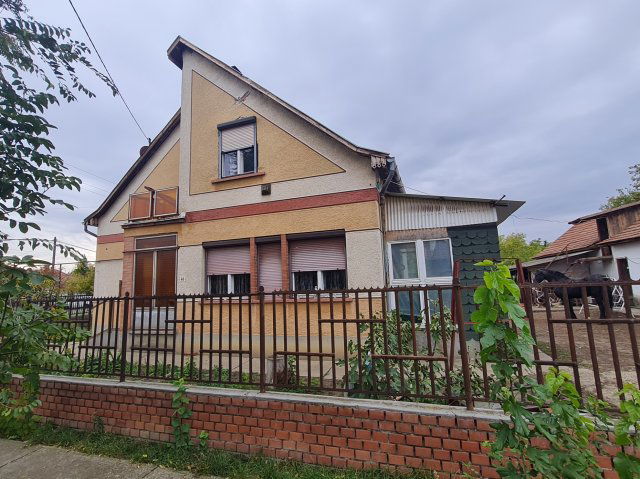 Eladó családi ház, Kuncsorbán 14.5 M Ft, 3+1 szobás