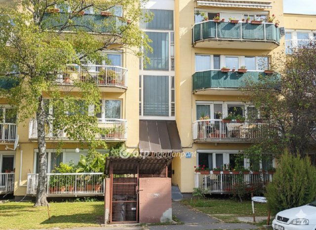 Eladó téglalakás, Monoron 54.9 M Ft, 2+1 szobás