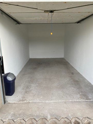 Eladó garázs, Győrött 12 M Ft / költözzbe.hu