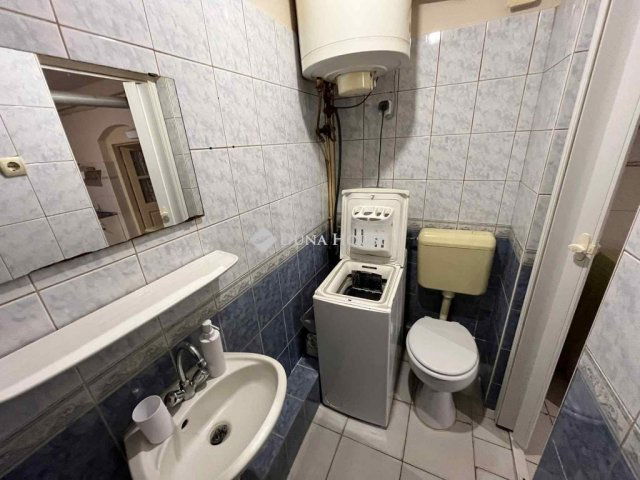 Eladó családi ház, Kecskeméten 36 M Ft, 1 szobás