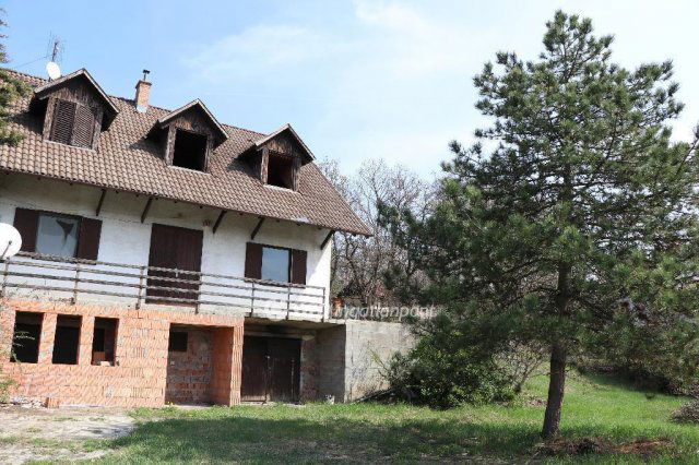 Eladó családi ház, Szentendrén 78.4 M Ft, 4 szobás