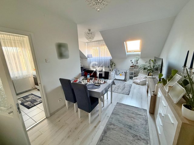 Eladó panellakás, Veszprémben, Sólyi utcában 52.9 M Ft