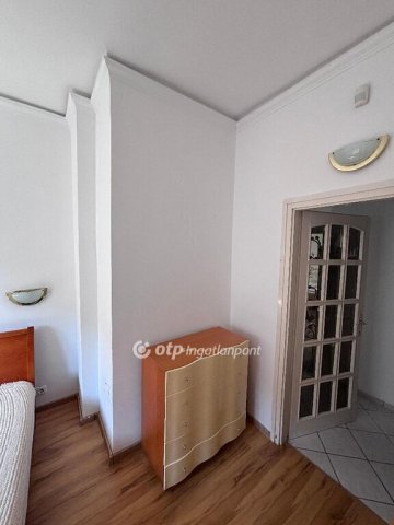 Eladó téglalakás, Budapesten, XI. kerületben 155 M Ft, 3 szobás