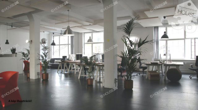 Eladó üzlethelyiség, Kecskeméten 450 M Ft, 10 szobás