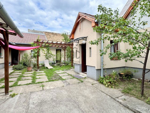 Eladó családi ház, Budapesten, XIX. kerületben 99 M Ft, 5 szobás