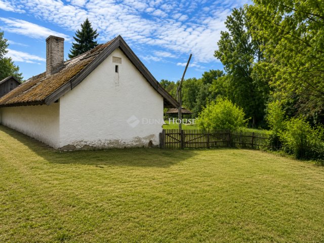 Eladó családi ház, Dégen 19.9 M Ft, 2 szobás